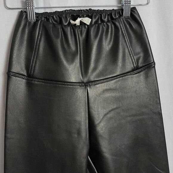 🖤5/$20🖤 HONEY PUNCH.. faux leather pants.. - Picture 4 of 13
